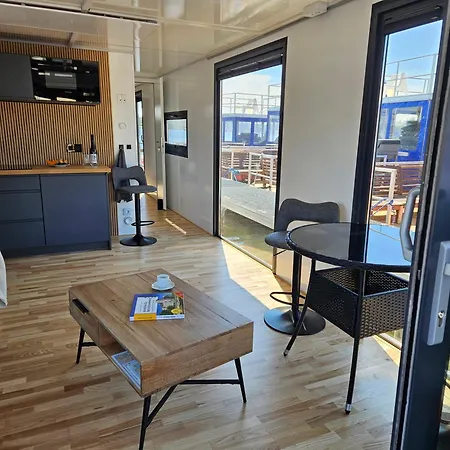 Luxuriöses Hausboot Seaside Neu!!! Bateau-hôtel Potsdam